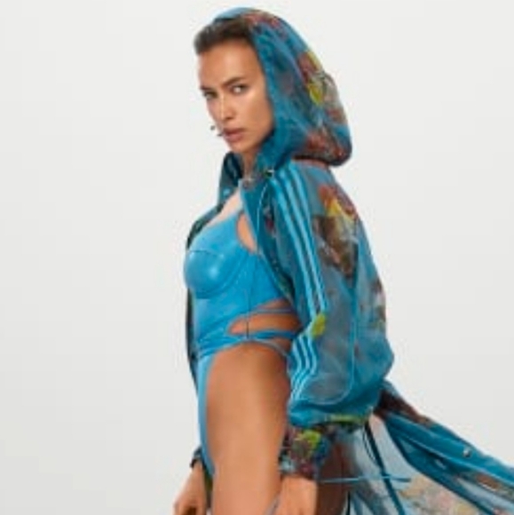 Ivy Park Ivytopia Printed Organza Jacket - Picture 2 of 7